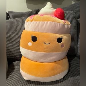 NWOT Sawtelle the strawberry pancakes!!